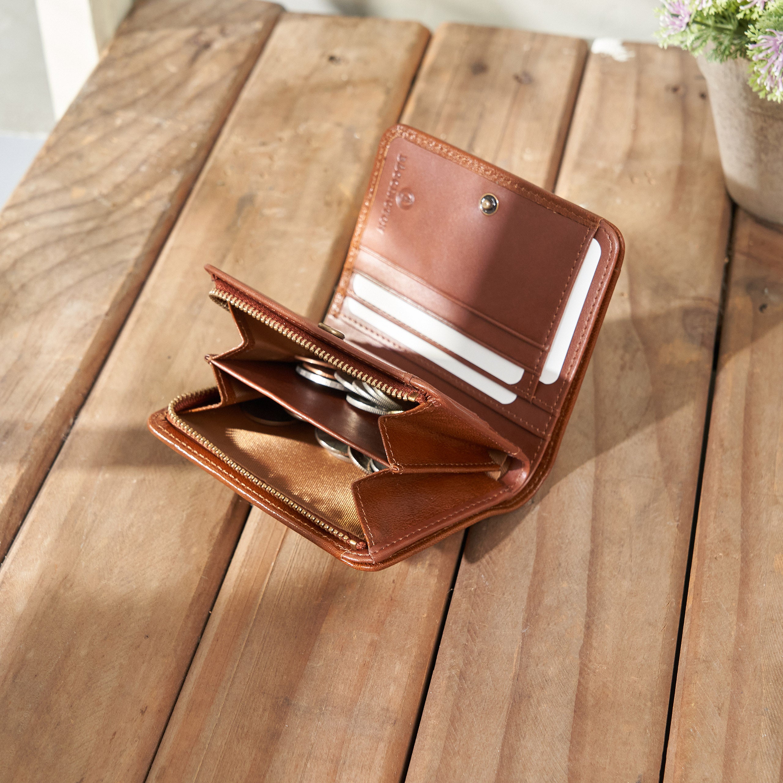 Pietro|Multi Folio Wallet|Veg-Tan Leather