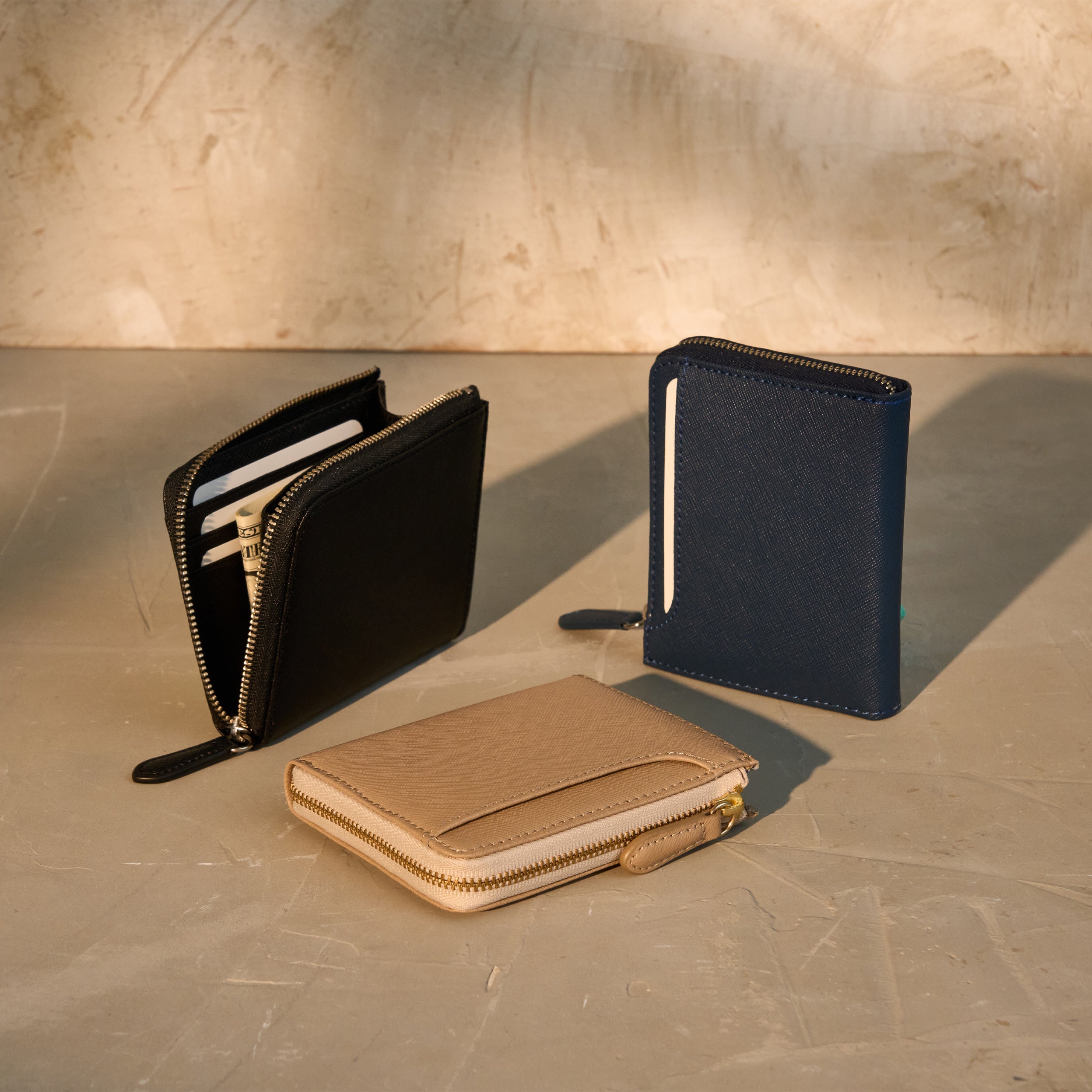 Alba L Zip Wallet | Cross Hatch Leather