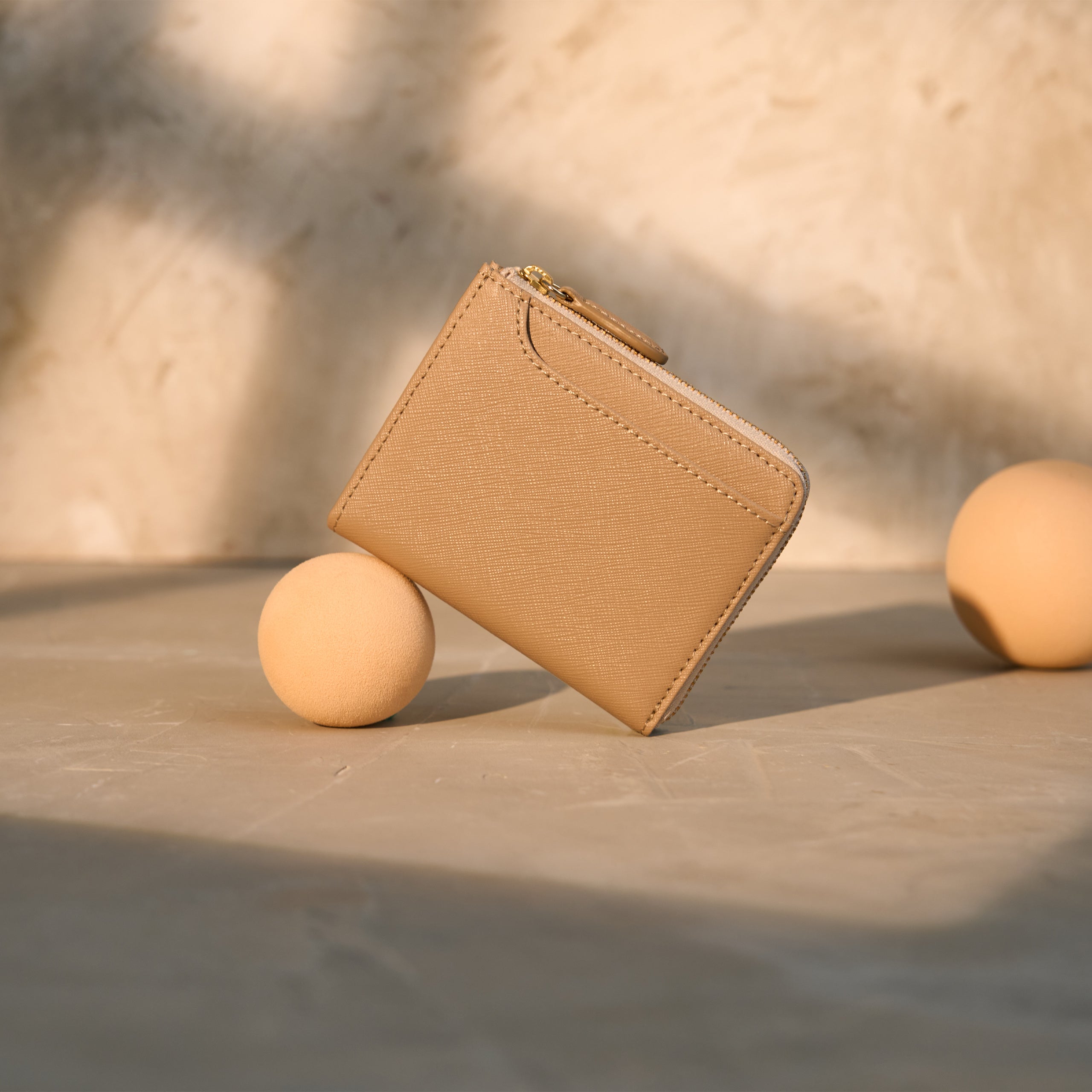 Alba L Zip Wallet | Cross Hatch Leather